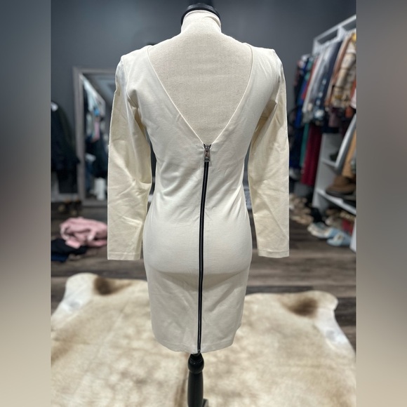 AMANDA UPRICHARD DRESS WOMENS Size Medium Cream Long Sleeve Short Fitted Zipper - Picture 4 of 6